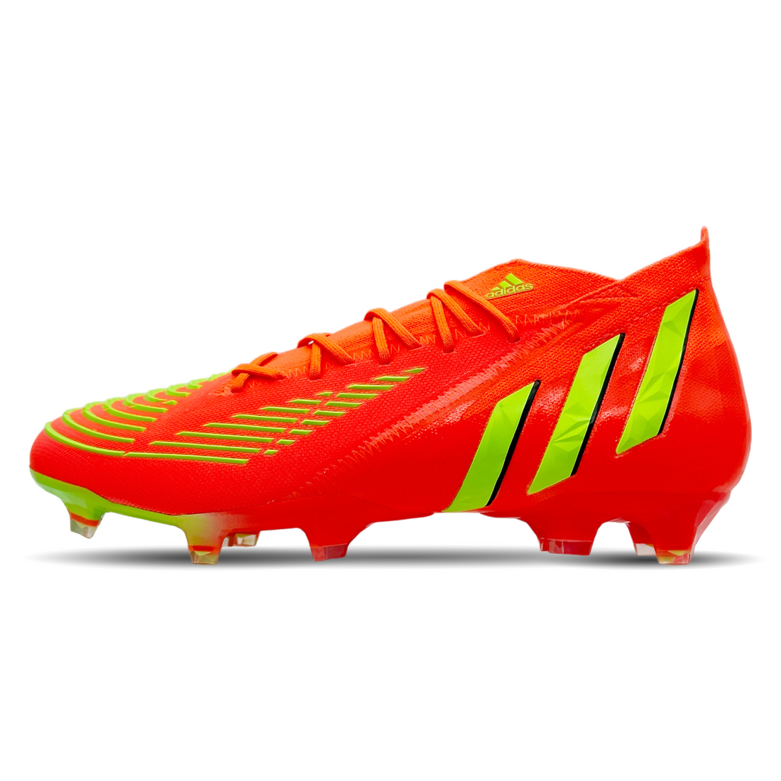Entdecke die unschlagbare Kombination aus Stil und Leistung mit dem adidas Predator Edge 1 FG (GW1029). Dieser hochentwickelte Fußballschuh bietet überlegene Kontrolle und Präzision auf dem Platz. Mit seiner innovativen Konstruktion und dem modernen Design setzt er neue Maßstäbe. Hol ihn dir jetzt auf STUNNINGBOOTS.com und steigere dein Spiel auf ein neues Niveau.