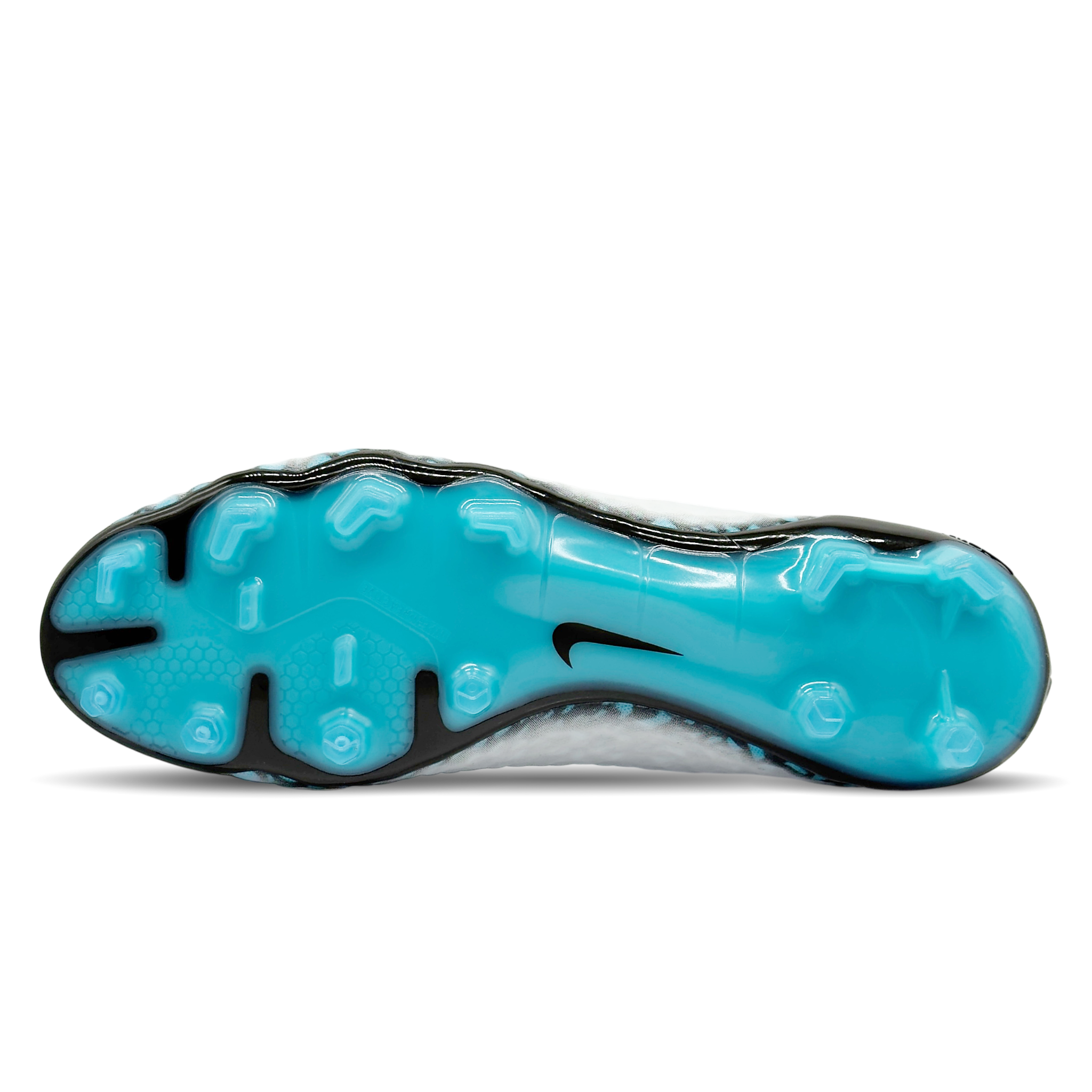 Der Nike Hypervenom Phantom RGN SE FG (HV0153-001) ist ein hochwertiger Fußballschuh für präzise Spielkontrolle und dynamische Bewegungen auf Naturrasen. Sein auffälliges Design zollt klassischen Hypervenom-Modellen Tribut und vereint Innovation mit ikonischer Ästhetik. Jetzt auf STUNNINGBOOTS.com erhältlich.