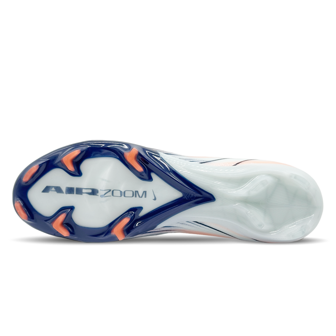 Die Nike Mercurial Zoom Vapor 16 Elite MDS FG (FZ1392-300) bieten dir explosive Geschwindigkeit und präzise Ballkontrolle. Dank der innovativen Zoom Air-Einheit und griffigen Sohle erlebst du optimale Traktion und Stabilität auf festen Böden. Das leichte, atmungsaktive Obermaterial passt sich deinem Fuß an, während die enge Passform für hervorragenden Komfort sorgt. Die strategisch platzierte NikeGrip-Technologie verhindert Rutschen im Schuh. Perfekt für schnelle Richtungswechsel und präzise Schüsse, steige