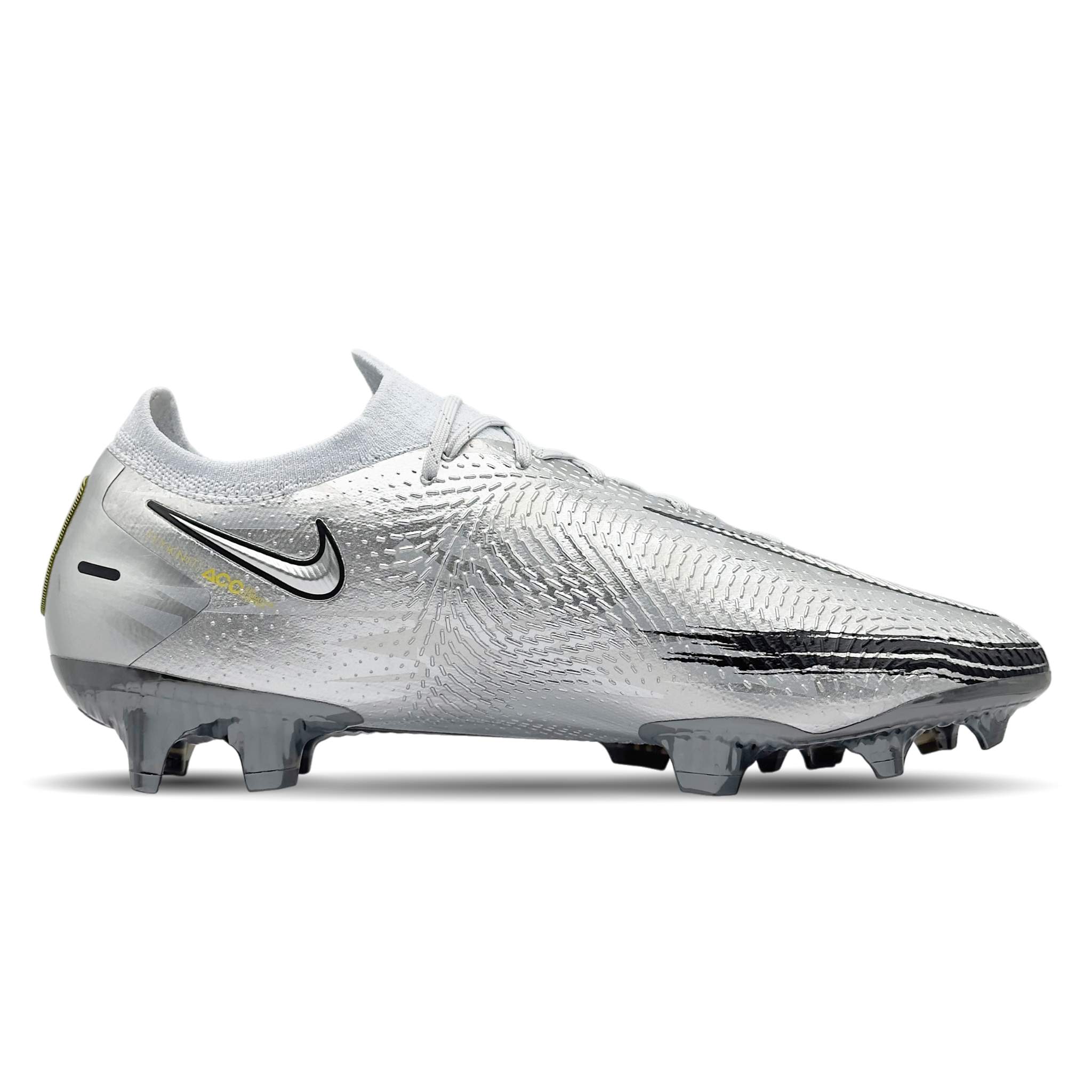 Erlebe ultimative Kontrolle und Präzision auf dem Platz mit den Nike Phantom GT Elite SE FG Fußballschuhen (CT2156-001). Ihr innovatives Design maximiert die Ballkontrolle, während das Flyknit für eine perfekte Passform und Wendigkeit sorgt. Ideal für Spieler, die ihre Technik perfektionieren und das Spiel dominieren möchten. Verfügbar bei STUNNINGBOOTS.com.