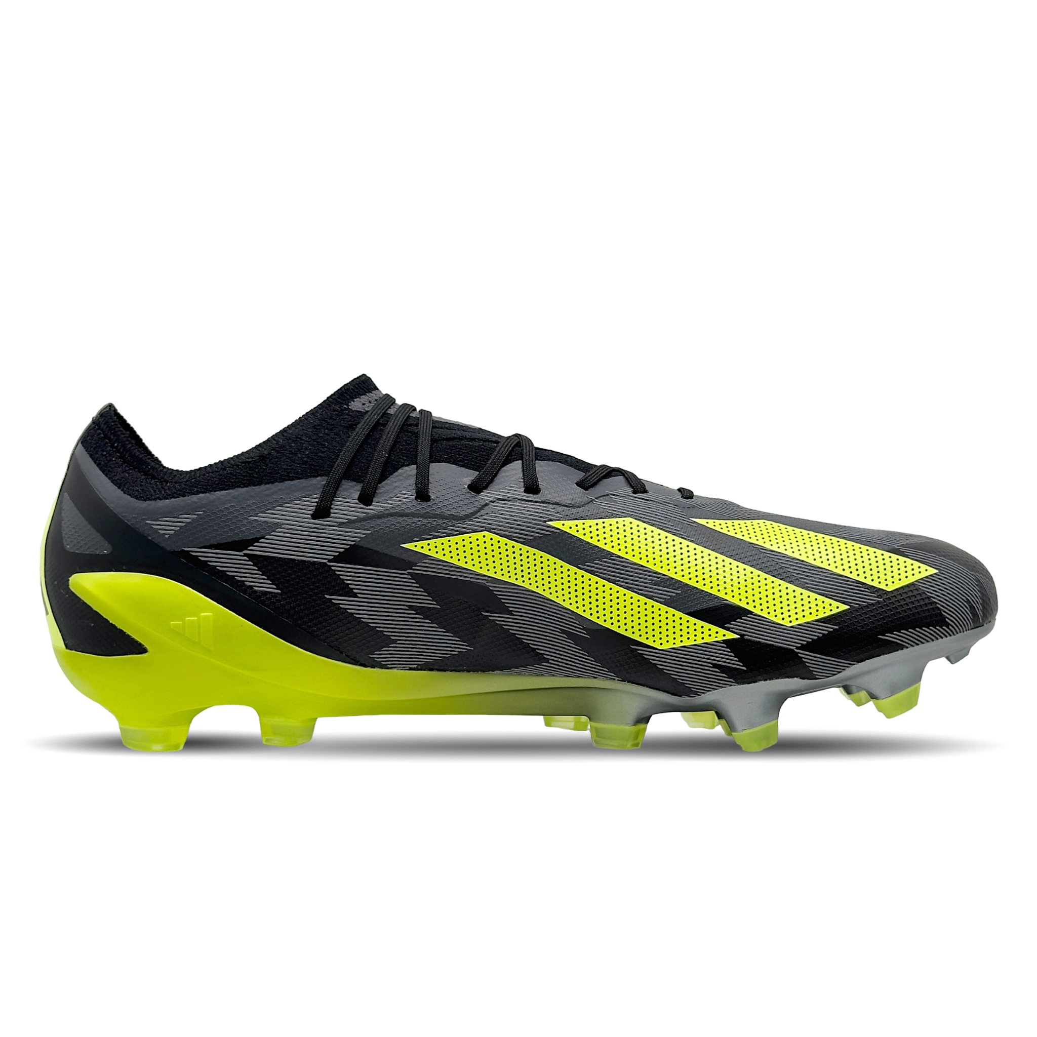 Erlebe ultimative Geschwindigkeit und Agilität mit den adidas X Crazyfast.1 FG Fußballschuhen (IG0670) für festen Boden. Das leichte, atmungsaktive Obermaterial bietet perfekten Halt und explosive Beschleunigung, ideal für dynamische Spieler, die auf schnelle Richtungswechsel setzen. Das innovative Design garantiert maximalen Komfort und Stabilität, sodass du jederzeit deine beste Leistung abrufen kannst. Jetzt auf STUNNINGBOOTS.com erhältlich!