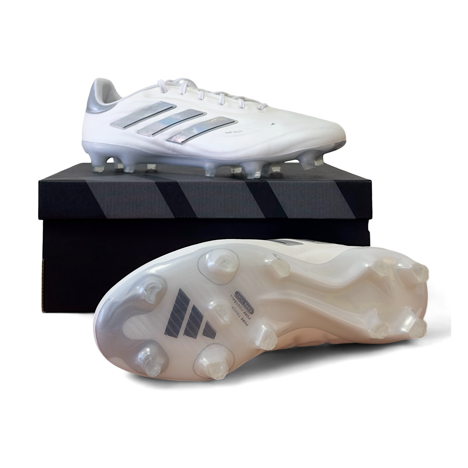 Entdecke den Adidas Copa Pure 2 Elite FG (IE7488) auf STUNNINGBOOTS.com. Diese erstklassigen Fußballschuhe bieten nicht nur präzise Ballkontrolle und herausragenden Tragekomfort, sondern auch ein elegantes Design und maximale Strapazierfähigkeit. Mit ihrer innovativen Technologie und ihrem klassischen Look sind sie die perfekte Wahl für Spieler, die Stil und Leistung auf dem Platz vereinen möchten.