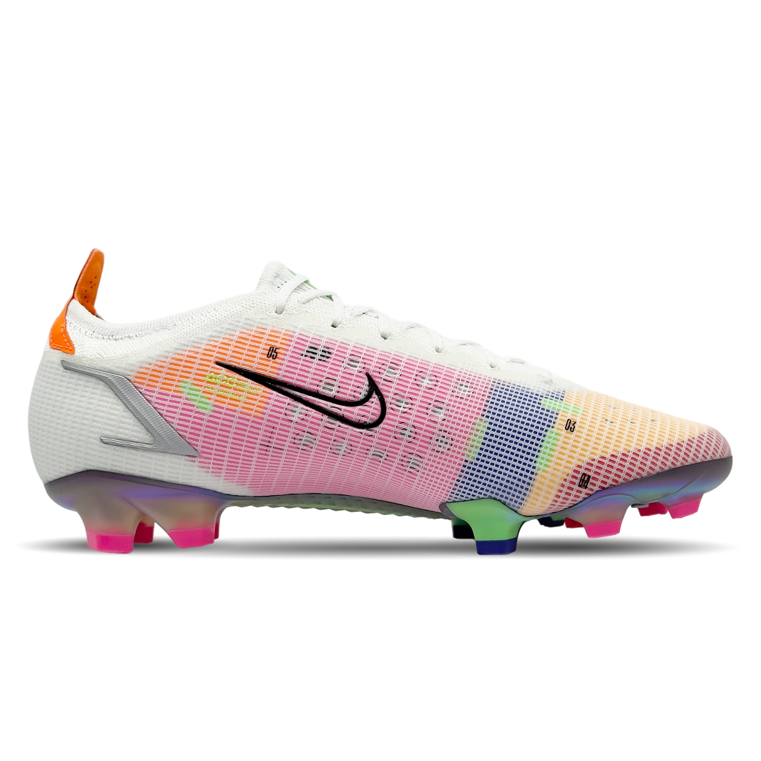 Tauche ein in die Welt des Hochleistungsfußballs mit dem Nike Mercurial Vapor 14 Elite FG &quot;Dragonfly&quot; (CQ7635-105) erhältlich auf STUNNINGBOOTS.com. Dieser Schuh bietet nicht nur erstklassige Performance auf festem Boden, sondern auch ultimativen Komfort und Grip. Mit seinem innovativen Design und hochwertigen Materialien ist er die perfekte Wahl für anspruchsvolle Spieler. Bestelle jetzt und erlebe, wie dieser Schuh dein Spiel auf ein neues Level hebt!