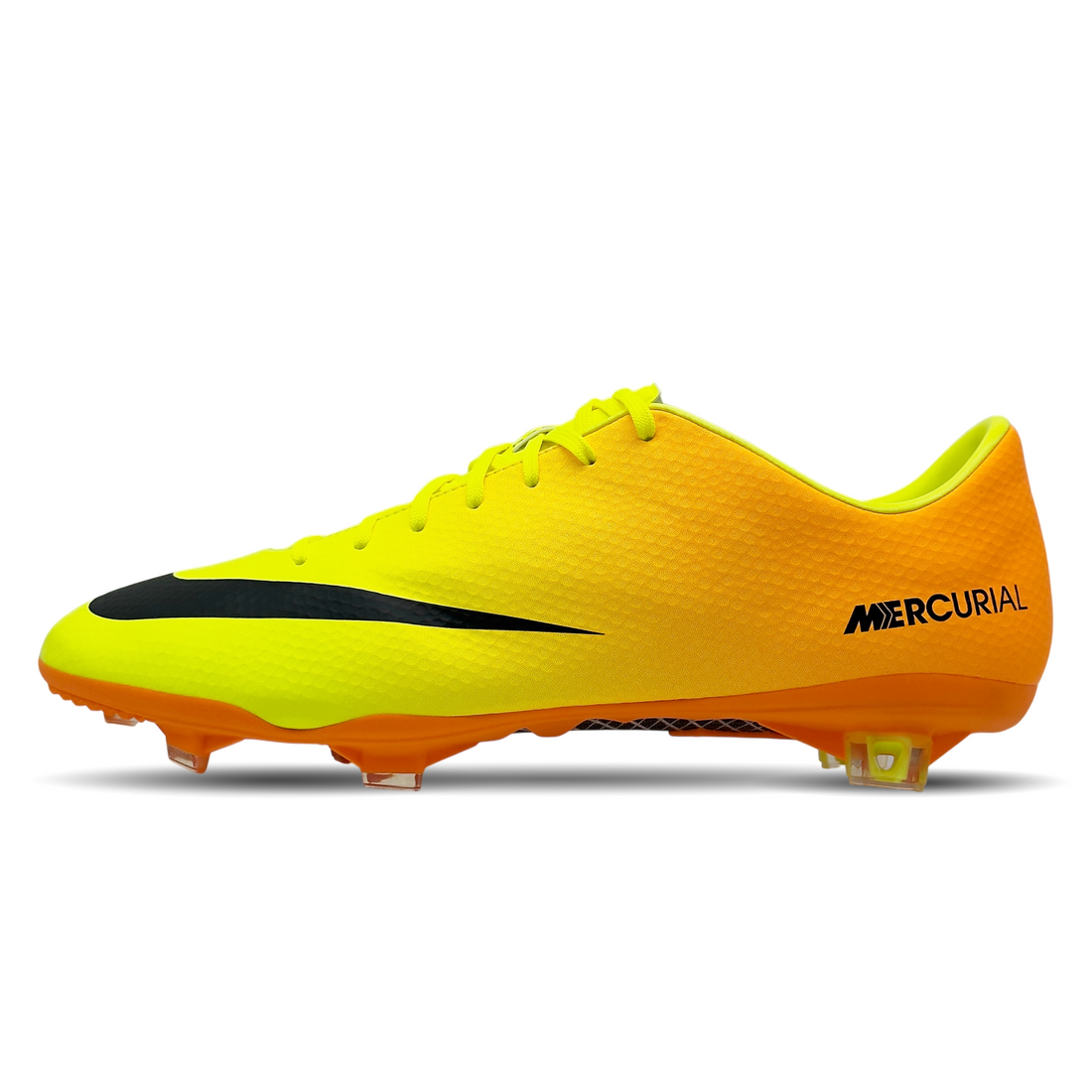 Der Nike Mercurial Vapor IX FG [555605-708] kombiniert Geschwindigkeit mit Präzision. Sein leichtes Teijin-Obermaterial passt sich dem Fuß optimal an und bietet ein direktes Ballgefühl. Die innovative Stollenkonfiguration sorgt für explosive Traktion auf Naturrasen. Perfekt für Spieler, die mit Tempo und Kontrolle dominieren wollen. Jetzt auf STUNNINGBOOTS.com erhältlich – leistungsstark, ikonisch und bereit für dein Spiel.