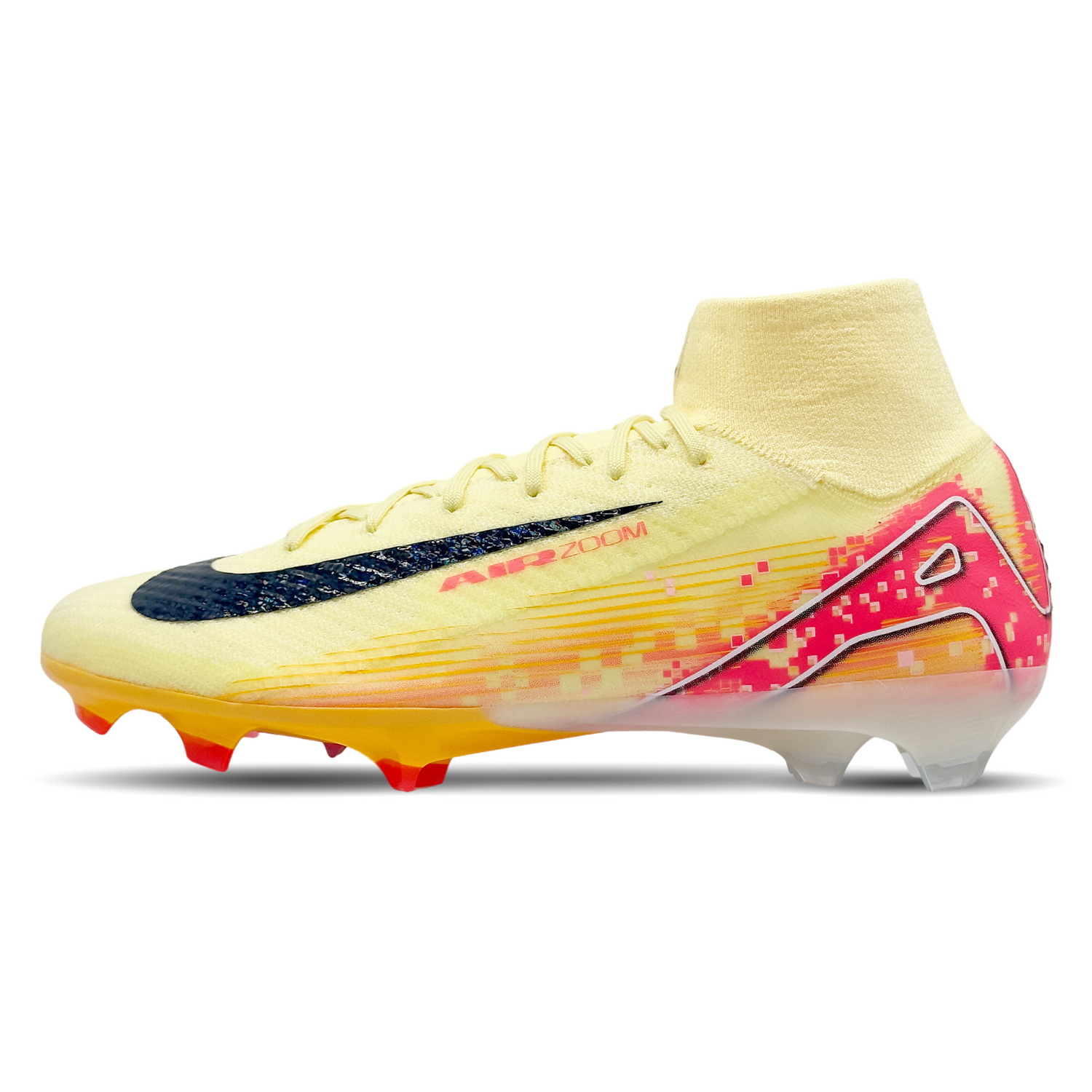 Erlebe Höchstgeschwindigkeit und Präzision mit den Nike Mercurial Zoom Superfly 10 Elite KM FG Fußballschuhen (FQ8692-800). Diese innovativen Schuhe bieten dir einen explosiven Antritt und perfekte Kontrolle auf festem Rasen. Das leichte Design, kombiniert mit einem atmungsaktiven Obermaterial und dem Dynamic Fit-Kragen, sorgt für optimalen Komfort und Stabilität. Dank der Zoom Air-Einheit erhältst du zusätzlichen Antrieb bei jedem Schritt. Perfekt für Spieler, die das Spiel dominieren wollen. Erhältlich au