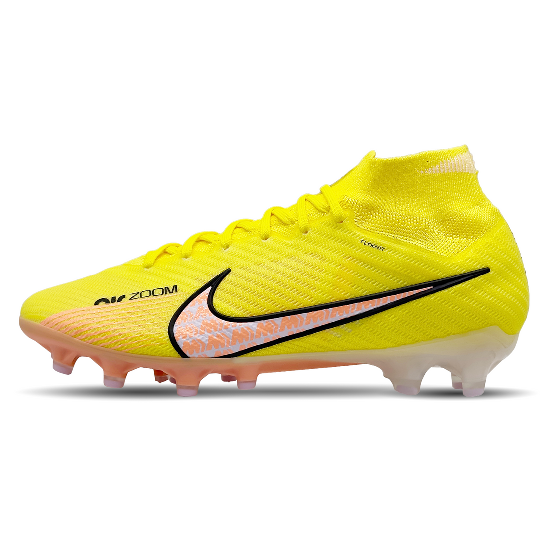 Entdecke die Nike Mercurial Zoom Superfly 9 Elite AG Pro (DJ5165-780) auf STUNNINGBOOTS.com. Diese Fußballschuhe bieten dir explosive Geschwindigkeit und optimalen Halt auf Kunstrasen. Die innovative Zoom Air-Dämpfung sorgt für reaktionsschnelle Bewegungen, während das leichte Design und die strukturierte Oberfläche präzise Ballkontrolle ermöglichen. Perfekt für schnelle Richtungswechsel und Höchstleistungen auf dem Platz.