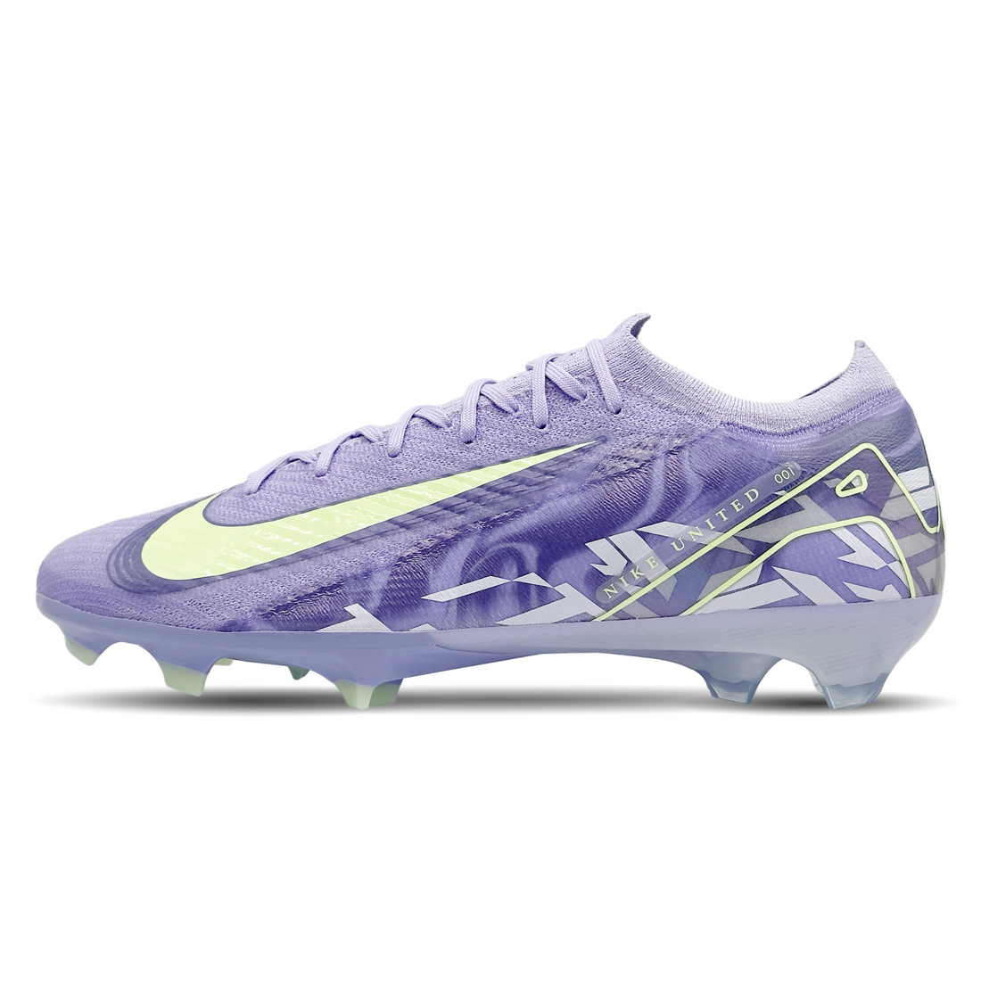 Die Nike Mercurial Zoom Vapor 16 Elite FG NU1 (HF1605-500) bieten dir explosive Geschwindigkeit und präzise Ballkontrolle. Dank der innovativen Zoom Air-Einheit und griffigen Sohle erlebst du optimale Traktion und Stabilität auf festen Böden. Das leichte, atmungsaktive Obermaterial passt sich deinem Fuß an, während die enge Passform für hervorragenden Komfort sorgt. Die strategisch platzierte NikeGrip-Technologie verhindert Rutschen im Schuh. Perfekt für schnelle Richtungswechsel und präzise Schüsse, steige