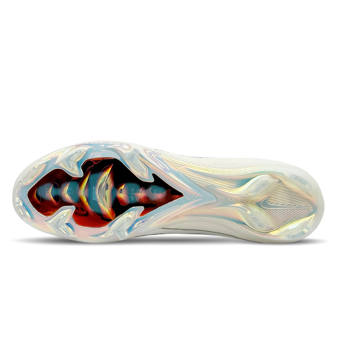 Entdecke die Nike Mercurial Zoom Vapor 16 Elite AM 95 SE FG (HV9915-100) auf STUNNINGBOOTS.com. Diese erstklassigen Fußballschuhe sind für Spieler konzipiert, die Geschwindigkeit und Präzision auf festem Boden suchen. Das leichte Flyknit-Obermaterial schmiegt sich perfekt an deinen Fuß an und sorgt für optimalen Halt und Komfort. Die integrierte Zoom Air-Einheit bietet reaktionsschnelle Dämpfung für explosive Bewegungen. Das Design fördert maximale Traktion und Stabilität, sodass du dein Spiel auf ein neues