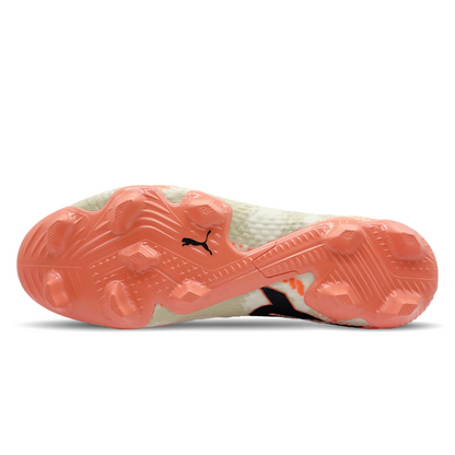 Tauche ein in die fortschrittliche Welt des Fußballs mit dem Puma Future 7 Ultimate GK FG/AG (108078-01) erhältlich auf STUNNINGBOOTS.com. Dieser Schuh bietet nicht nur erstklassige Performance auf festem und künstlichem Boden, sondern auch unvergleichlichen Komfort und Halt. Seine innovative Technologie und das futuristische Design machen ihn zur perfekten Wahl für ambitionierte Spieler. Bestelle jetzt und erlebe, wie dieser Schuh deine Spielweise revolutioniert!
