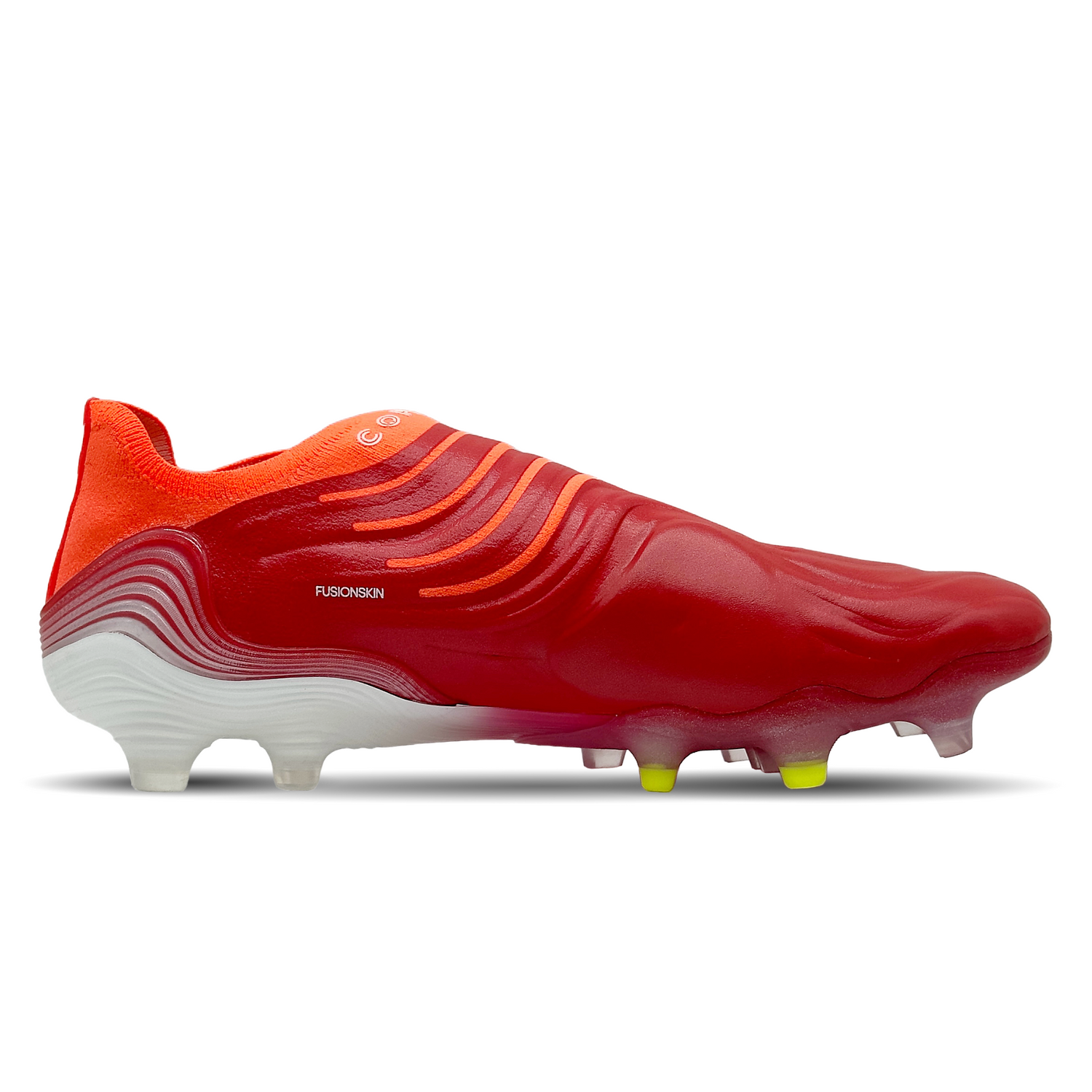 Entdecke den Adidas Copa Sense FG (FY6217) für festen, trockenen Rasen. Dieser Fußballschuh kombiniert fortschrittliche Technologie mit herausragendem Komfort. Er bietet dir durch sein anatomisches Design eine perfekte Passform und hervorragende Ballkontrolle. Ideal für ambitionierte Spieler, die ihre Performance auf ein neues Level heben wollen. Erlebe höchsten Tragekomfort und Präzision bei jedem Spielzug. Jetzt erhältlich auf STUNNINGBOOTS.com!