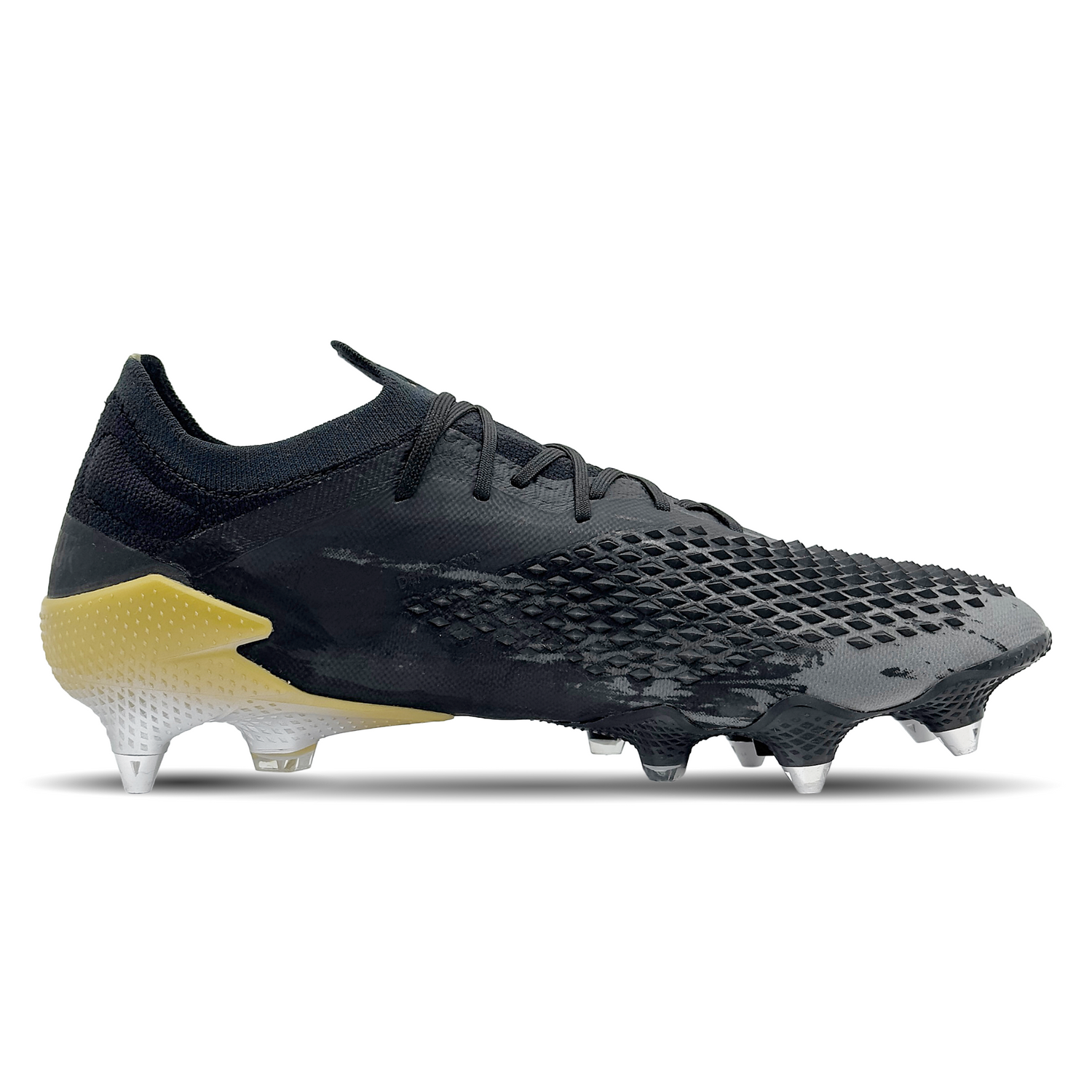 Erlebe ultimative Kontrolle auf dem Platz mit den adidas Predator Mutator 20.1 L SG Fußballschuhen (FY0592). Dank der innovativen Demonskin-Technologie bieten sie herausragenden Grip und Ballgefühl. Die SG-Sohle sorgt für optimale Traktion auf weichen Böden. Perfekt für Spieler, die ihr Spiel auf ein neues Level heben wollen. Jetzt auf STUNNINGBOOTS.com erhältlich!